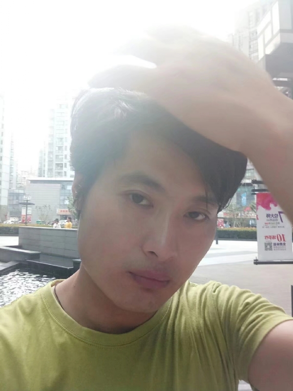 钢铁侠的第一张照片--昆山蓝颜知己交友网